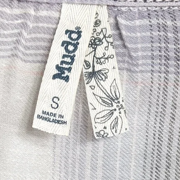 MUDD-Women's-Plaid-Gray-Black-Pink-SMALL-pullover-V Neck-Long Sleeve-Pockets - Picture 14 of 16